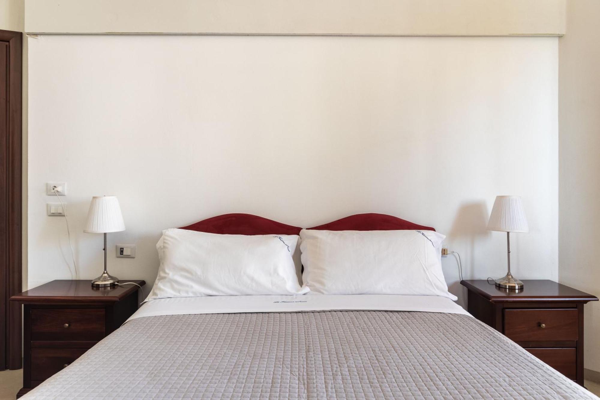 B&B La Terrazza Sul Mare 阿沃拉 外观 照片